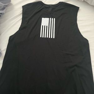 Ten Thousand Durable Tank limited edition. Size L